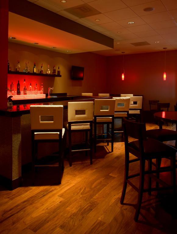 Holiday Inn Olathe Medical Center Restaurant photo